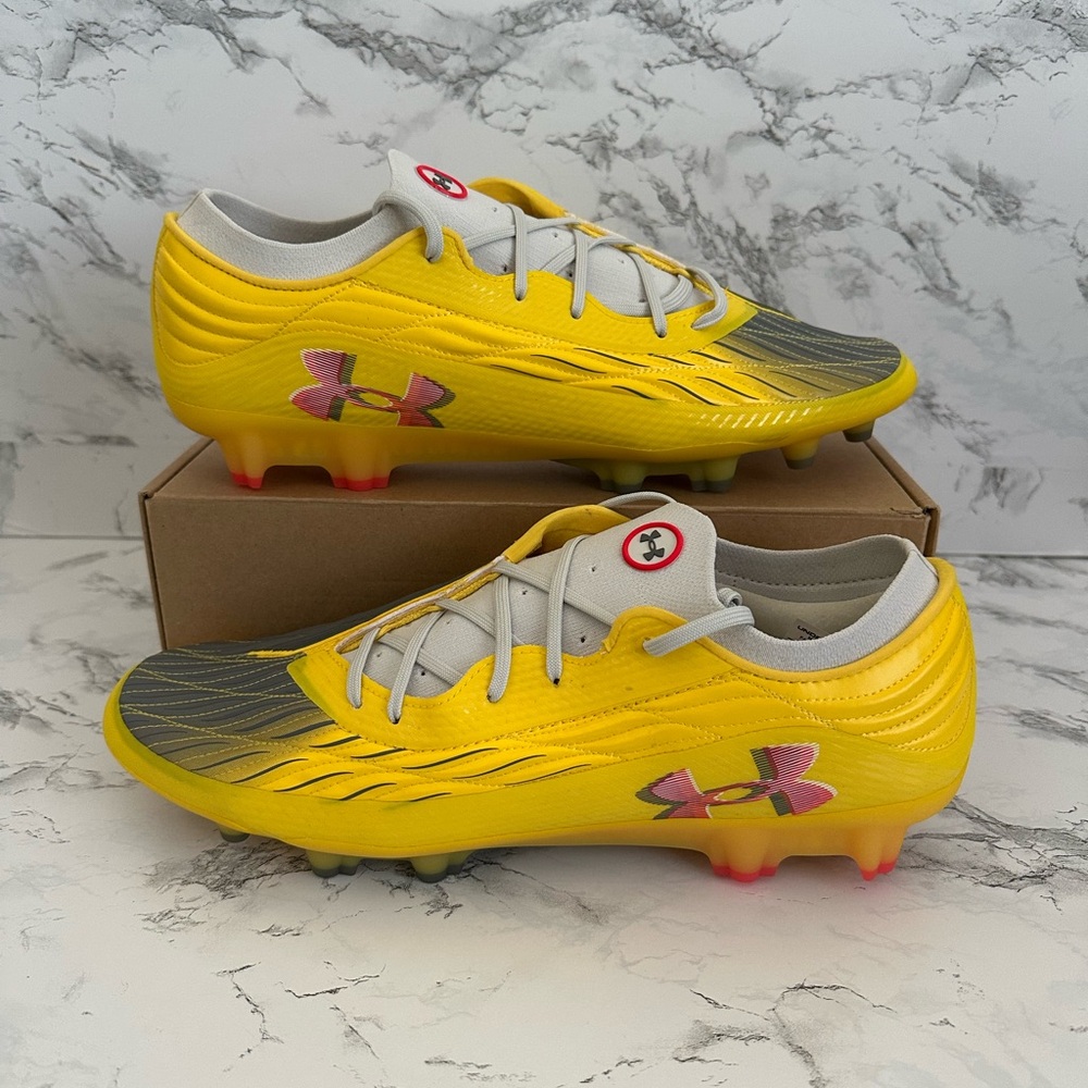 Under Armour Magnetico Shadow Elite 4 Soccer Cleats Taxi Women Sz 13.5/Men Sz 12